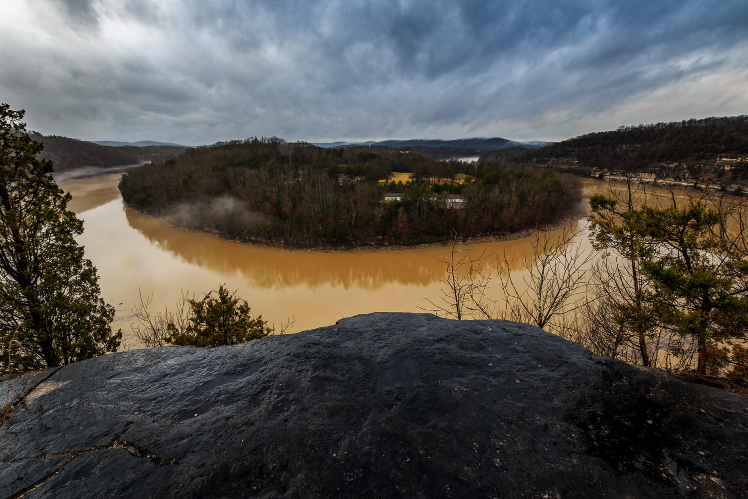 An example of a large depth of field. Shot at Garland Bend in Kentucky.