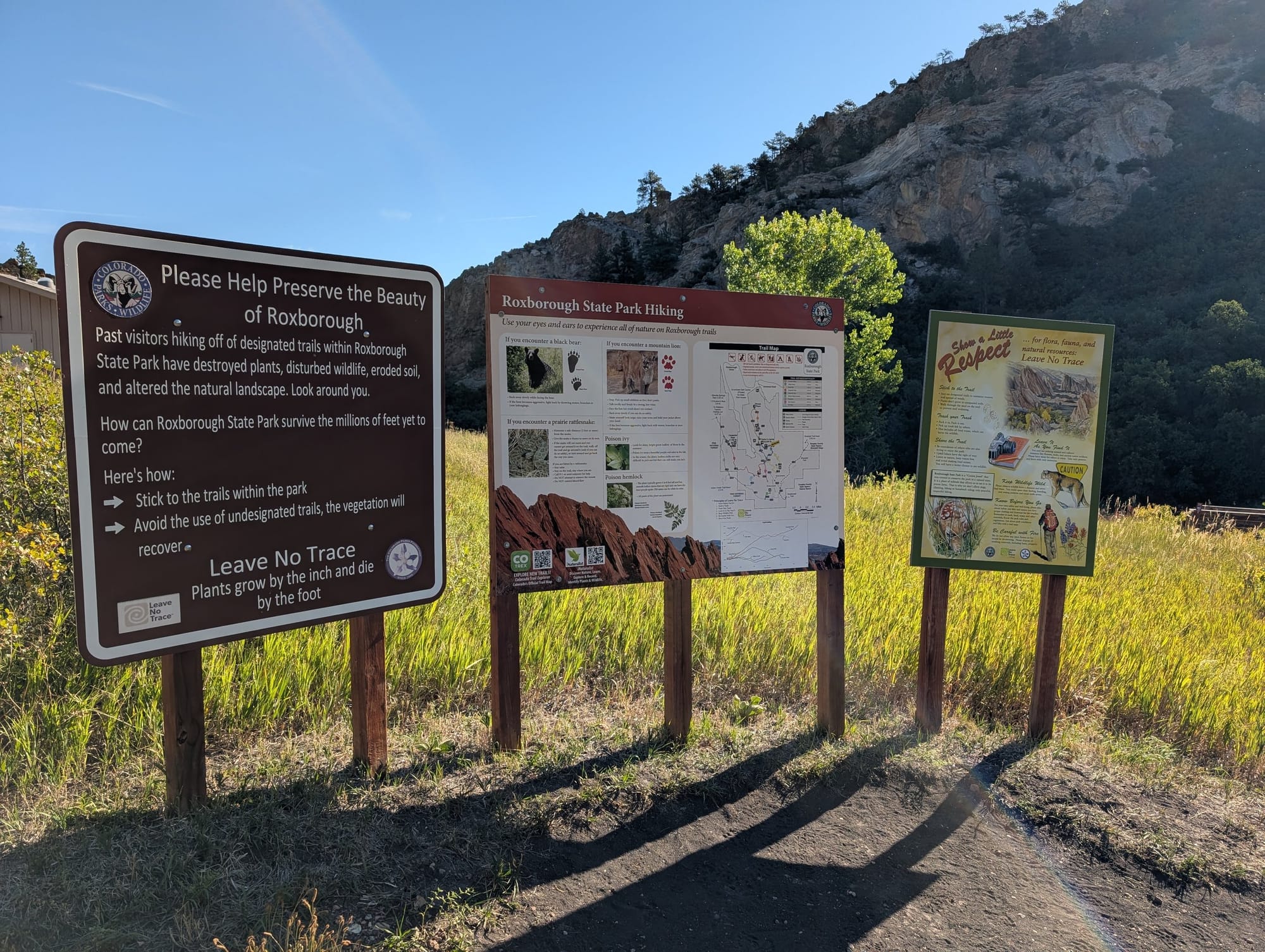 Hiking the Willow Creek & South Ridge Loop in Roxborough State Park – Colorado